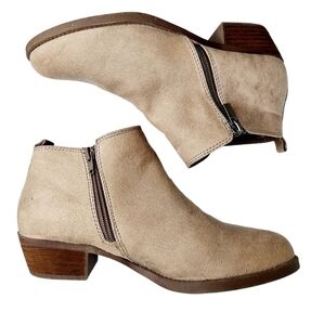 Carlos Womens Size 9 Brie Taupe Faux Suede Microfiber Heeled Ankle Booties Vegan
